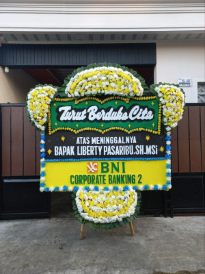 Papan Bunga Duka di Sukanaeyo